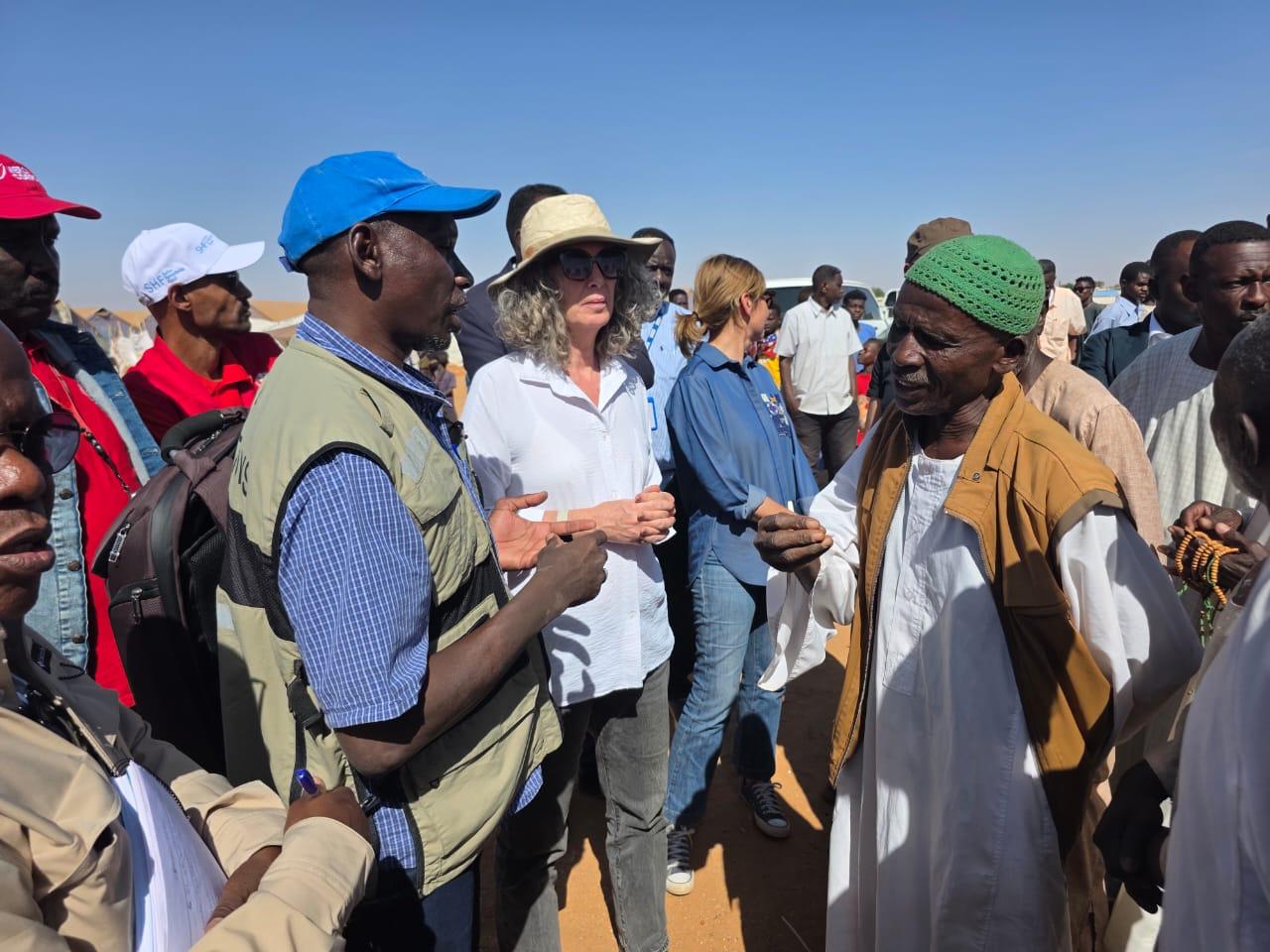 In El Obeid this week, Humanitarian Coordinator Denise Brown met families displaced from Kadugli &mdash; fleeing violence with nothing, some barefoot, many children alone.