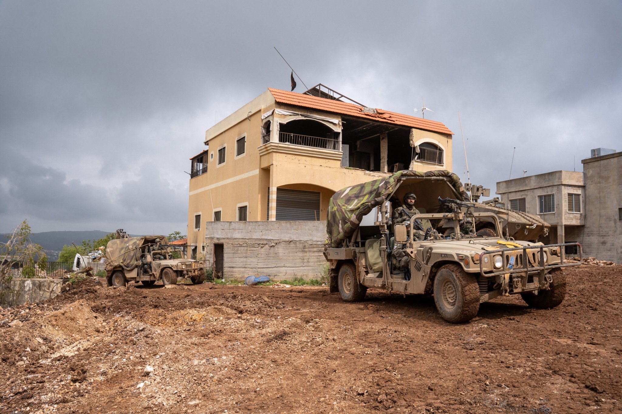 IDF forces are deployed inside a reestablished buffer zone in southern Lebanon, an area previously used to separate military positions near the frontier.