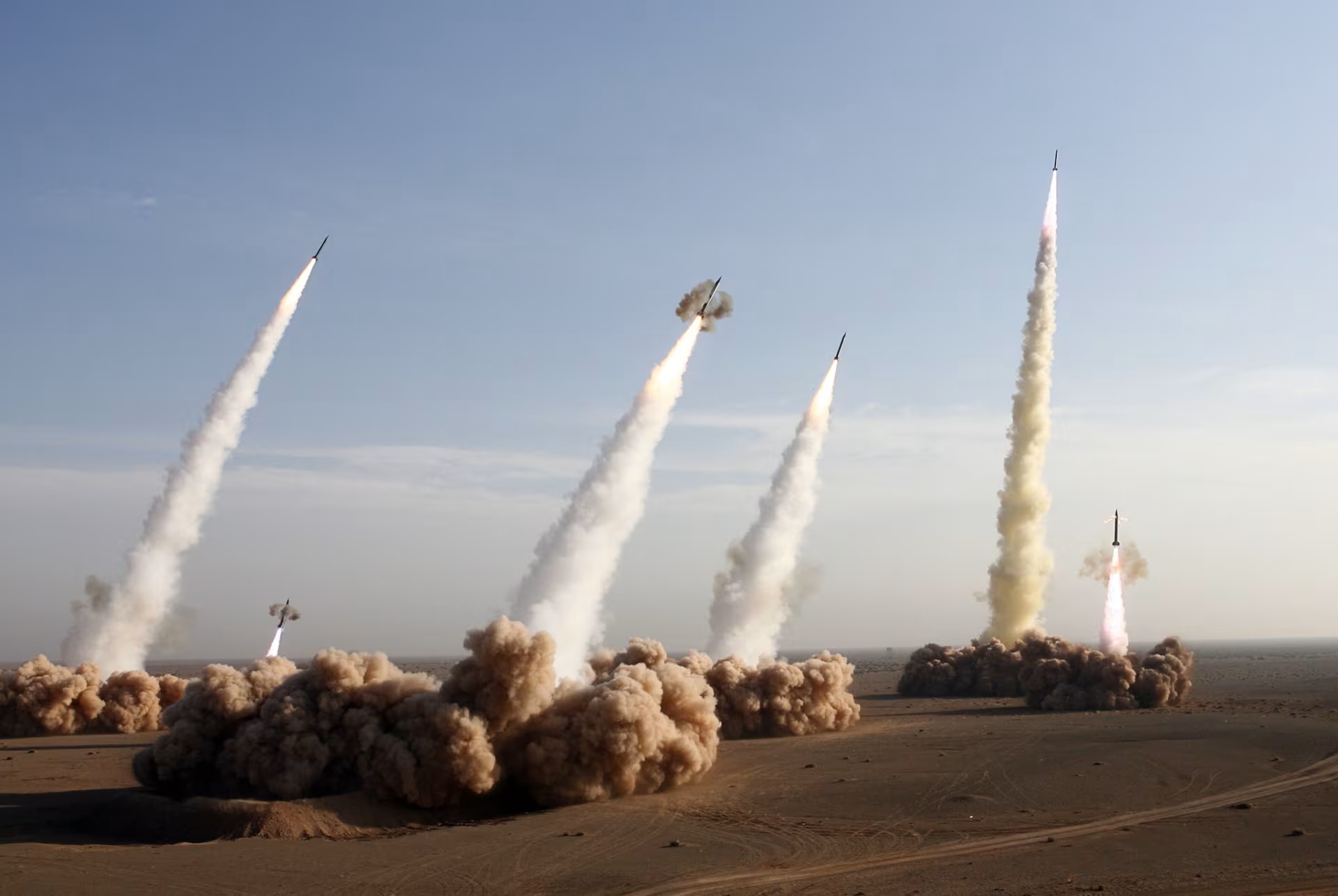 Missiles launch during Iran's 88th wave of strikes targeting US and Israeli positions.