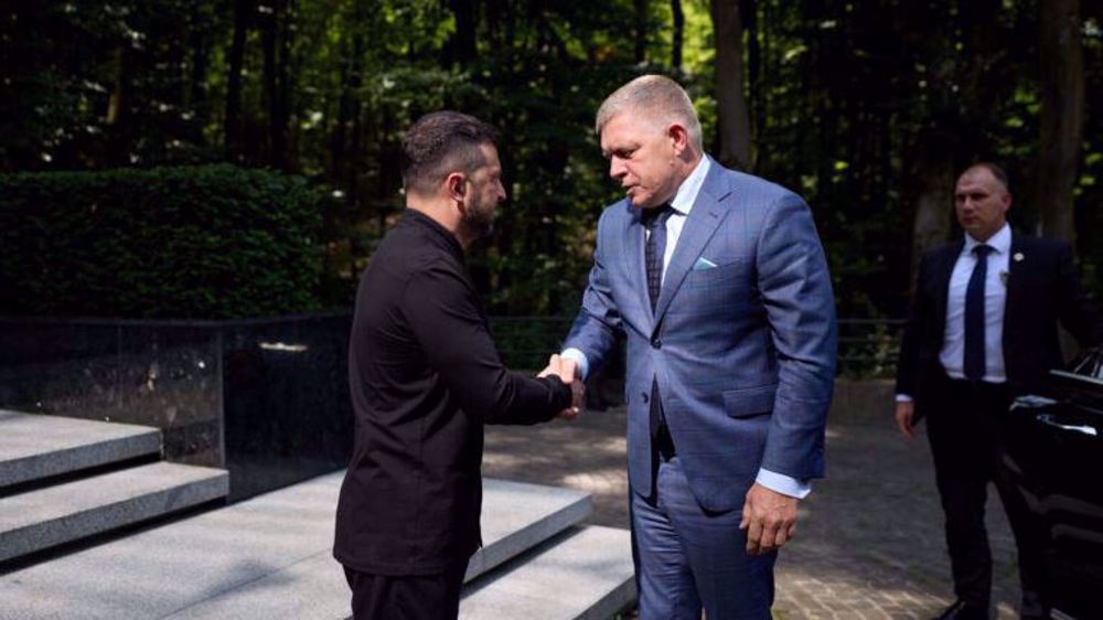 Slovak Prime Minister Robert Fico meets with Ukrainian President Volodymyr Zelensky in Uzhhorod in western Ukraine on September 5, 2025 to relay Bratislava's economic concerns. (Photo by EPA)