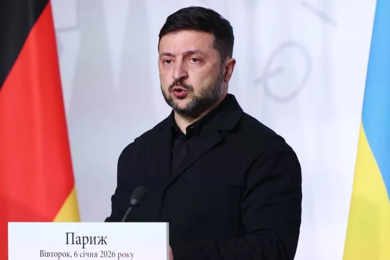 Ukrainian President Volodymyr Zelensky speaks during a press conference at Elysee Palace in Paris, following a meeting with members of the Coalition of the Willing, the countries prepared to offer support to Ukraine. Tom Nicholson/PA Wire/dpa