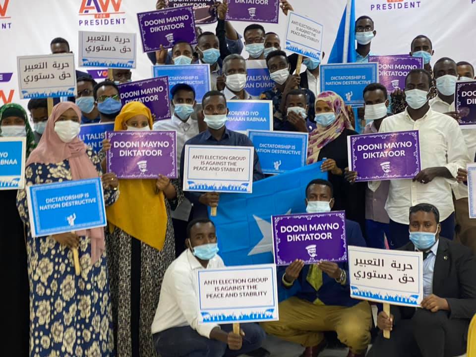 Demonstrators against the outgoing President Mohamed Abdullahi Mohamed "Farmaajo"