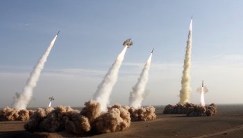 Missiles launch during Iran's 88th wave of strikes targeting US and Israeli positions.